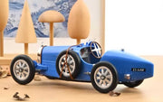 Bugatti T35 1925 in blau | Modellauto von Norev im Maßstab 1:12