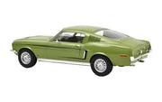 Norev Modellauto eines Ford Mustang Fastback GT (Grün Metallic) im 1:12 Maßstab