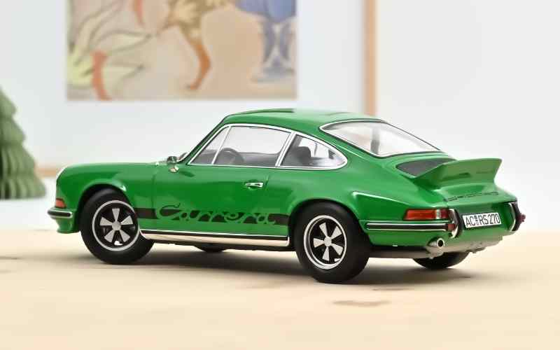 Porsche 911 RS | 1:18 Modellauto 1973 in Grün als 1:18 von Norev Automodelle