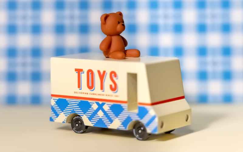 Spielzeugauto von Candylab Toys Teddy Bear Van | Candycar Holzauto