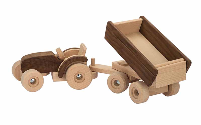 Goki Holztraktor mit Anhänger | Goki nature Holzspielzeug Traktor für Kinder